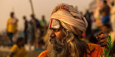 Inde - Portrait d'un moine saadhu à Varanasi