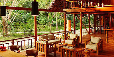 accroche-barefoot-at-havelock