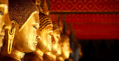 Thaïlande - Rangée de statues de bouddha dans le temple de Wat Pho, Bangkok