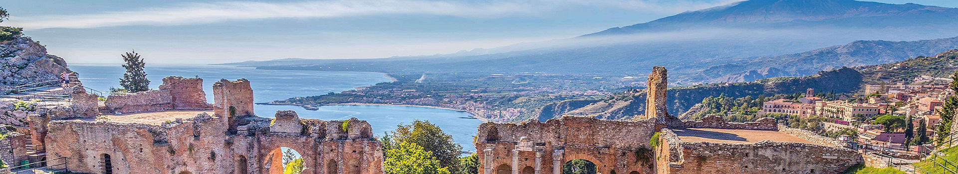 Ruines de l'ancien théatre grec a Taormina